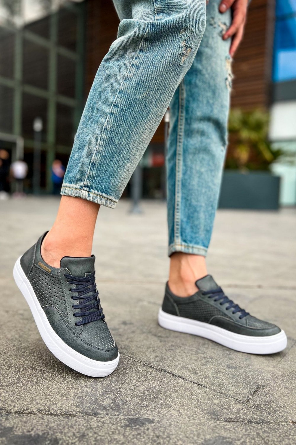 CH015 First Edition Erkek Günlük Bağcıklı Cilt Spor Sneaker Ayakkabı CBT - Antrasit Erkek Ayakkabı CH015 First Edition Erkek Günlük Bağcıklı Cilt Spor Sneaker Ayakkabı CBT - Antrasit – Chekich Erkek Ayakkabı