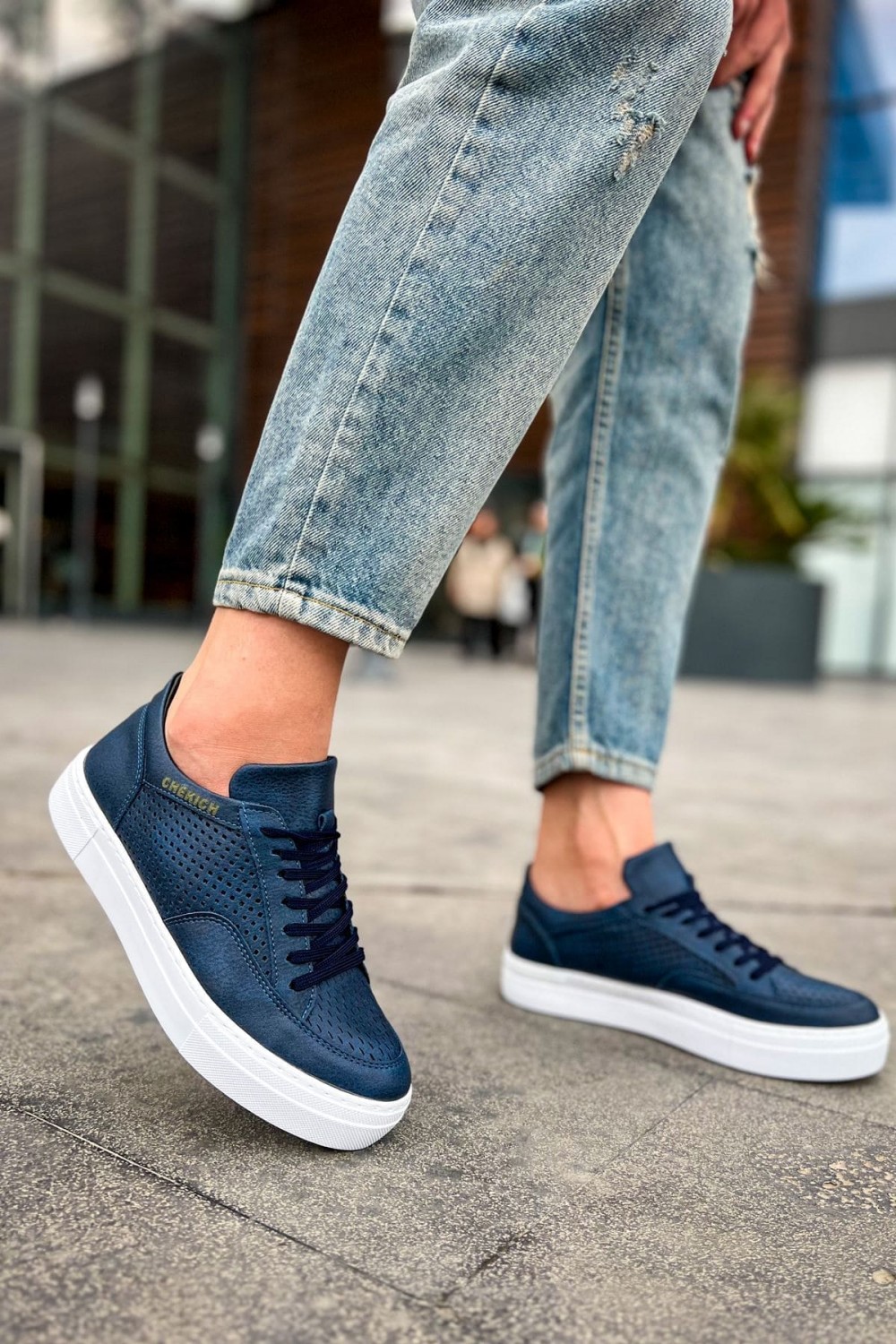 CH015 First Edition Erkek Günlük Bağcıklı Cilt Spor Sneaker Ayakkabı CBT - Lacivert Erkek Ayakkabı CH015 First Edition Erkek Günlük Bağcıklı Cilt Spor Sneaker Ayakkabı CBT - Lacivert – Chekich Erkek Ayakkabı