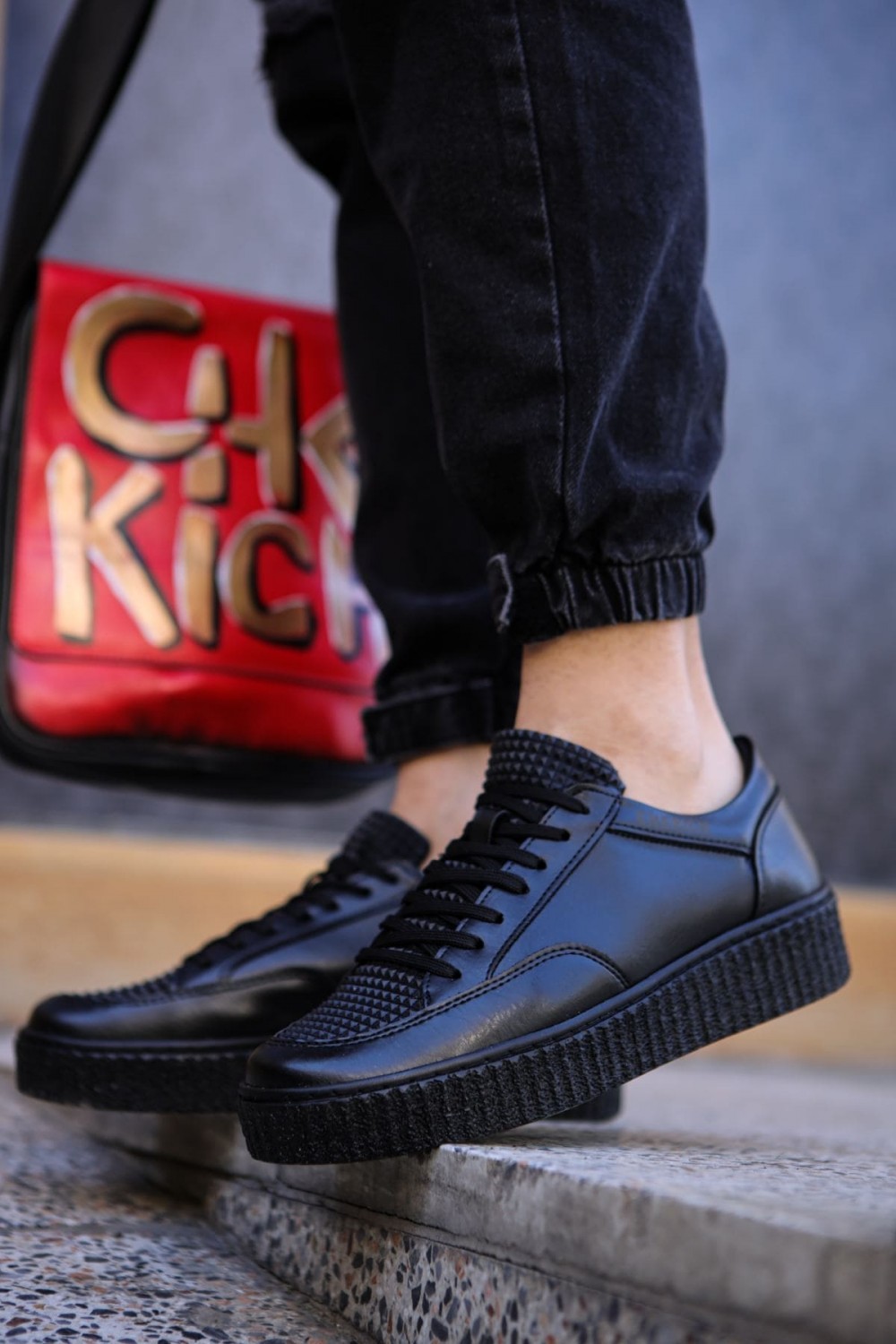 CH017 Pyramid Erkek Günlük Bağcıklı Cilt Spor Sneaker Ayakkabı CST - Siyah Erkek Ayakkabı CH017 Pyramid Erkek Günlük Bağcıklı Cilt Spor Sneaker Ayakkabı CST - Siyah – Chekich Erkek Ayakkabı