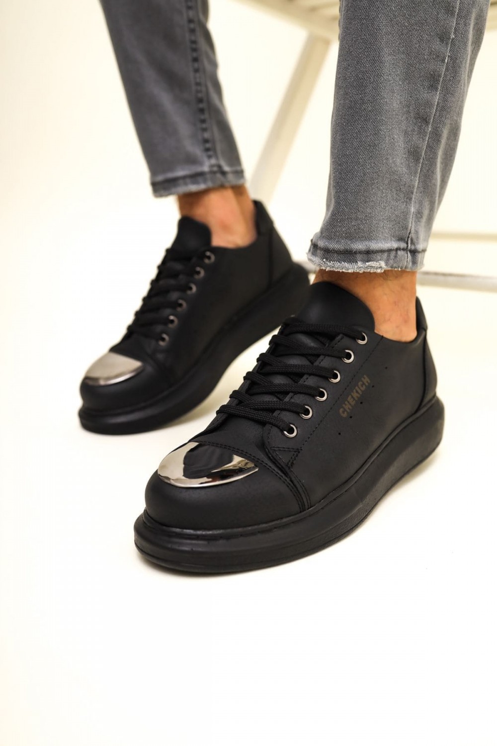 CH175 Mirror Erkek Günlük Bağcıklı Cilt Spor Sneaker Ayakkabı CST - Siyah Erkek Ayakkabı CH175 Mirror Erkek Günlük Bağcıklı Cilt Spor Sneaker Ayakkabı CST - Siyah – Chekich Erkek Ayakkabı
