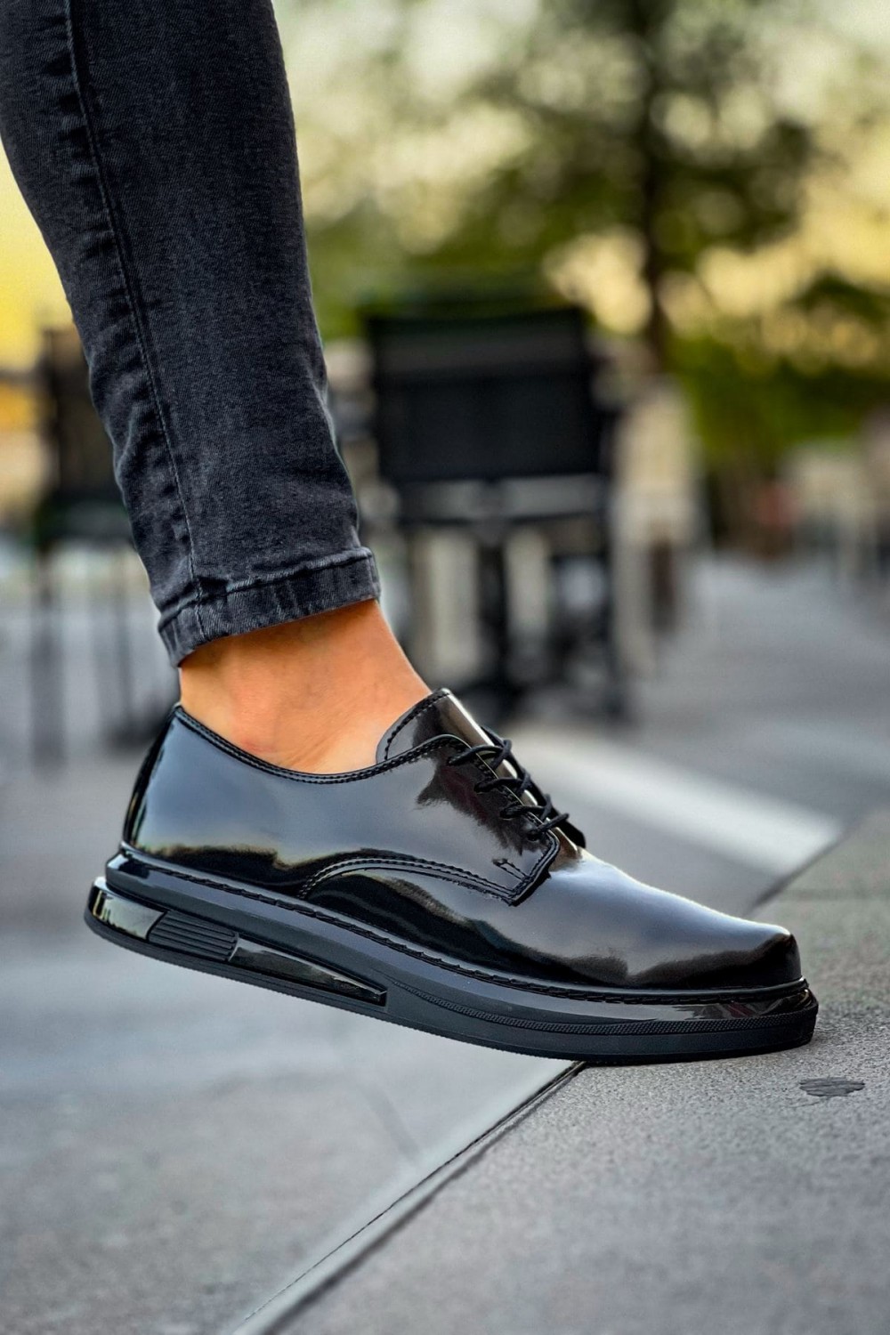 CH2403 Clasico Erkek Günlük Bağcıklı Rugan Klasik Ayakkabı RST - Siyah Erkek Ayakkabı CH2403 Clasico Erkek Günlük Bağcıklı Rugan Klasik Ayakkabı RST - Siyah – Chekich Erkek Ayakkabı