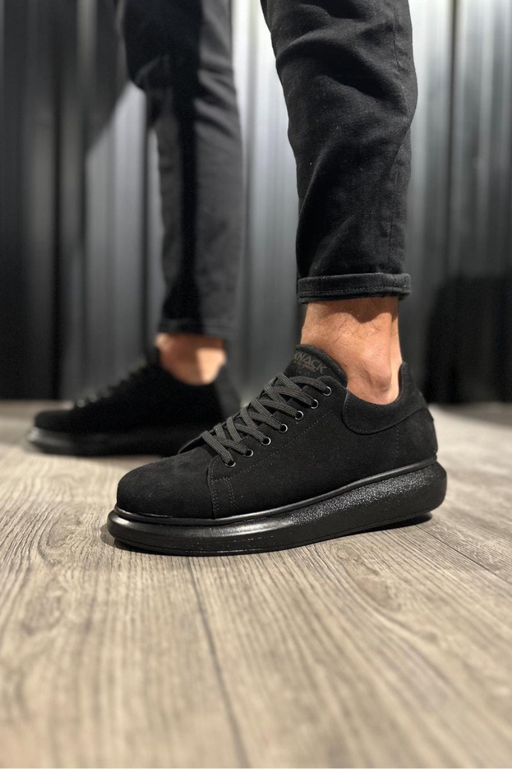 KN044 Erkek Günlük Bağcıklı Süet Spor Sneaker Ayakkabı SST - Siyah Erkek Ayakkabı KN044 Erkek Günlük Bağcıklı Süet Spor Sneaker Ayakkabı SST - Siyah – Knack Erkek Ayakkabı