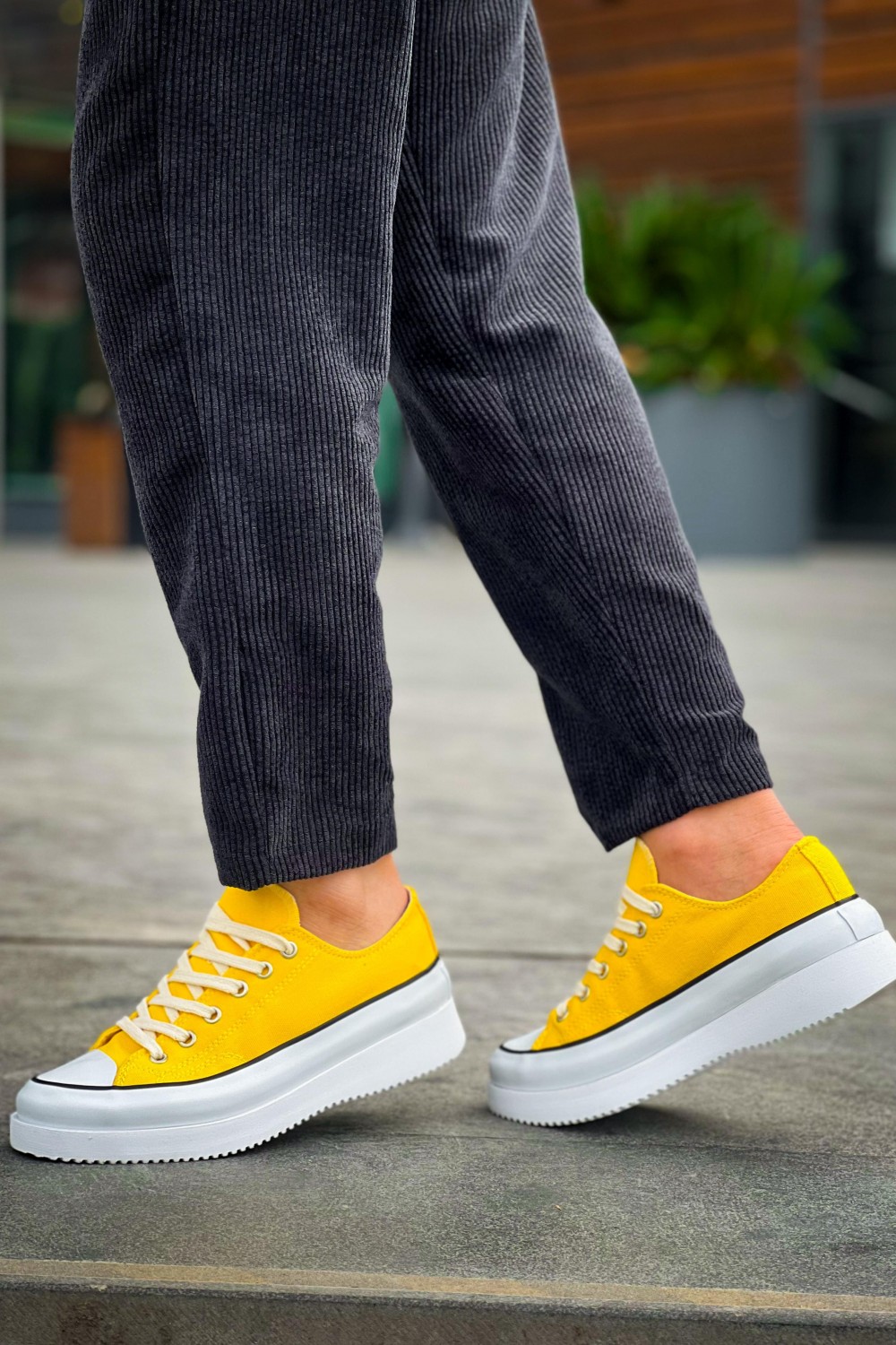 KB-CX3 Erkek Günlük Bağcıklı Keten Kısa Spor Sneaker Ayakkabı KBT - Sarı Erkek Ayakkabı KB-CX3 Erkek Günlük Bağcıklı Keten Kısa Spor Sneaker Ayakkabı KBT - Sarı – Kuback Erkek Ayakkabı
