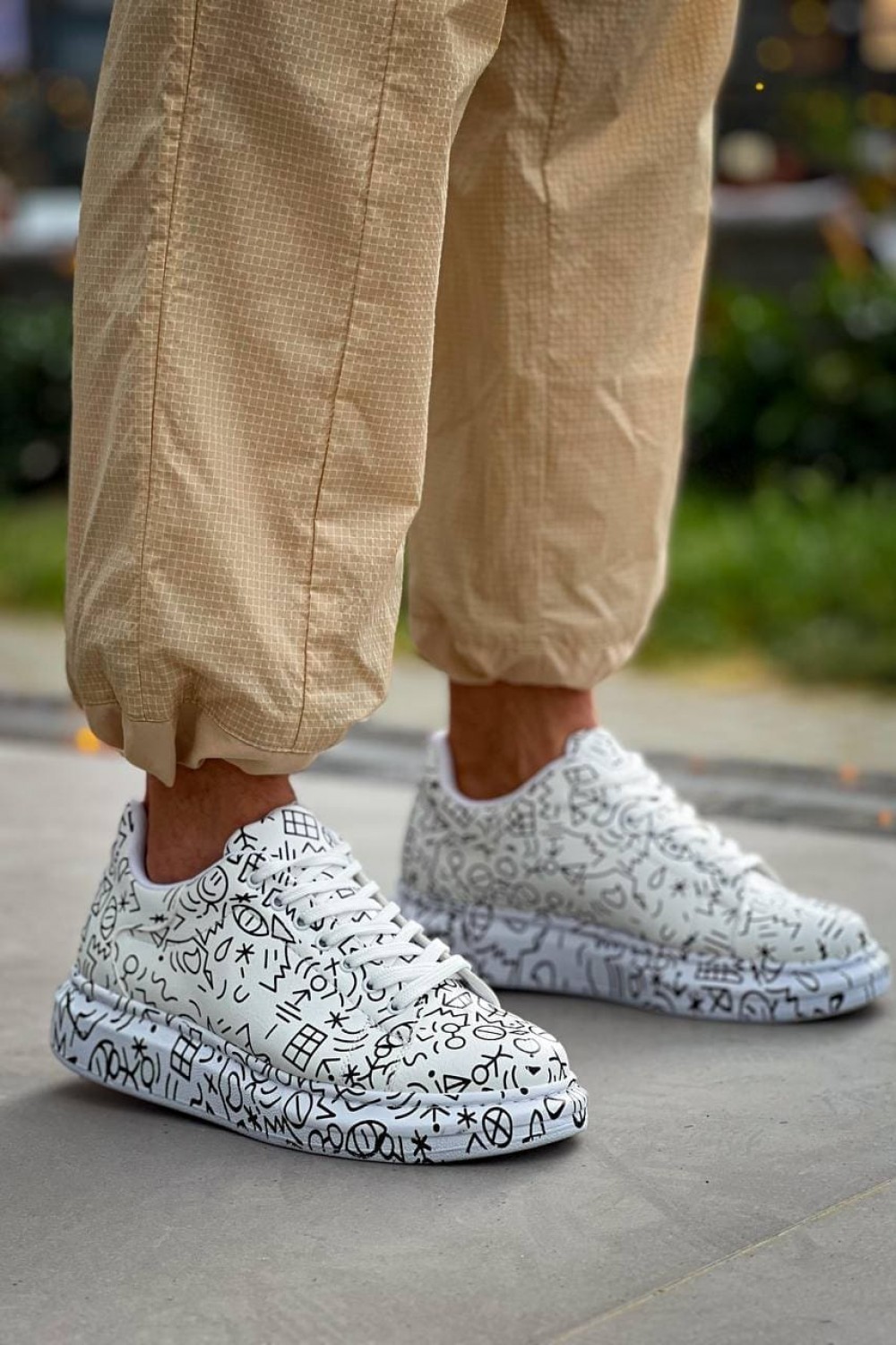 KB-X500 Erkek Günlük Bağcıklı Emoji Baskılı Cilt Spor Sneaker Ayakkabı CBT - Beyaz Erkek Ayakkabı KB-X500 Erkek Günlük Bağcıklı Emoji Baskılı Cilt Spor Sneaker Ayakkabı CBT - Beyaz – Kuback Erkek Ayakkabı