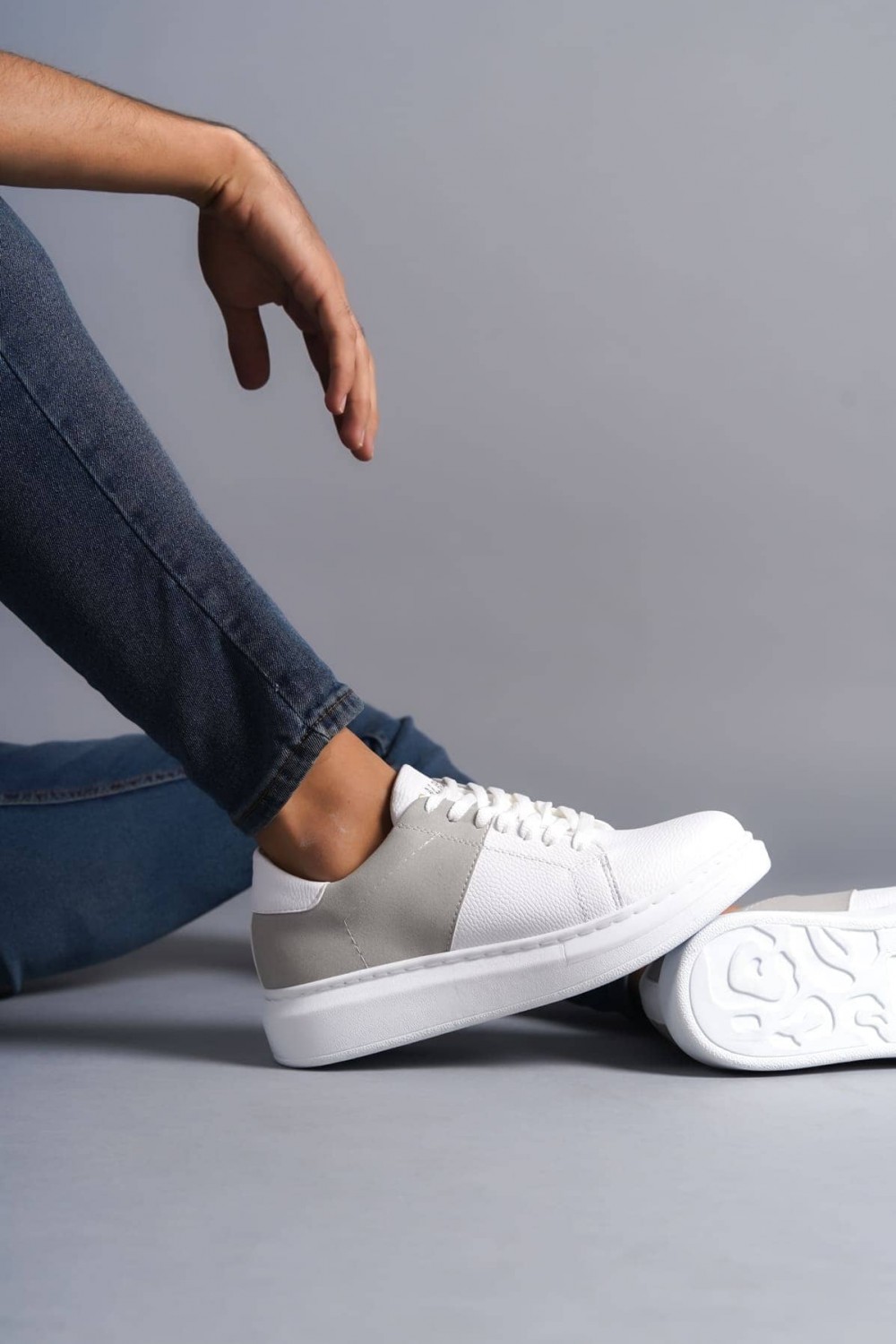 SLW151 Boost Erkek Günlük Bağcıklı Cilt Süet Spor Sneaker Ayakkabı CSBT - Beyaz/Gri Erkek Ayakkabı SLW151 Boost Erkek Günlük Bağcıklı Cilt Süet Spor Sneaker Ayakkabı CSBT - Beyaz/Gri – Salwo Erkek Ayakkabı