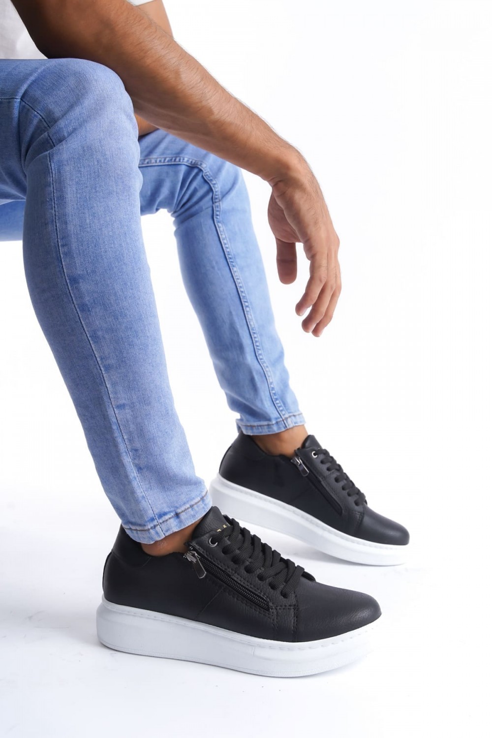 SLW155 Warrior Erkek Günlük Bağcıklı Fermuarlı Cilt Spor Sneaker Ayakkabı CBT - Siyah Erkek Ayakkabı SLW155 Warrior Erkek Günlük Bağcıklı Fermuarlı Cilt Spor Sneaker Ayakkabı CBT - Siyah – Salwo Erkek Ayakkabı