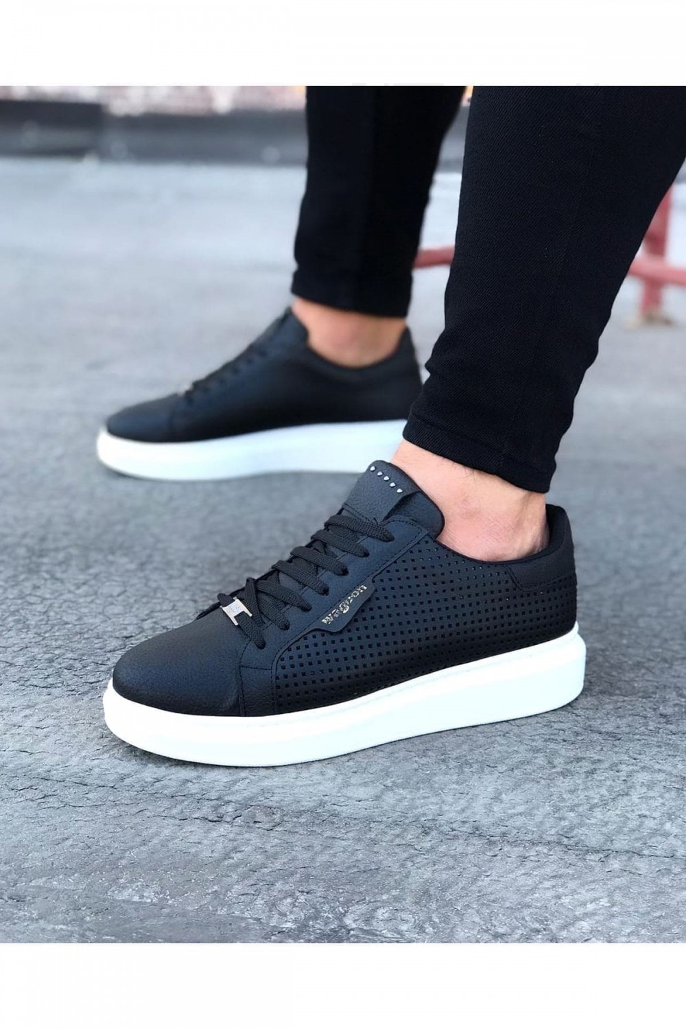 WG01 Erkek Günlük Bağcıklı Delikli Desen Cilt Spor Sneaker Ayakkabı CBT - Siyah Erkek Ayakkabı WG01 Erkek Günlük Bağcıklı Delikli Desen Cilt Spor Sneaker Ayakkabı CBT - Siyah – Wagoon Erkek Ayakkabı
