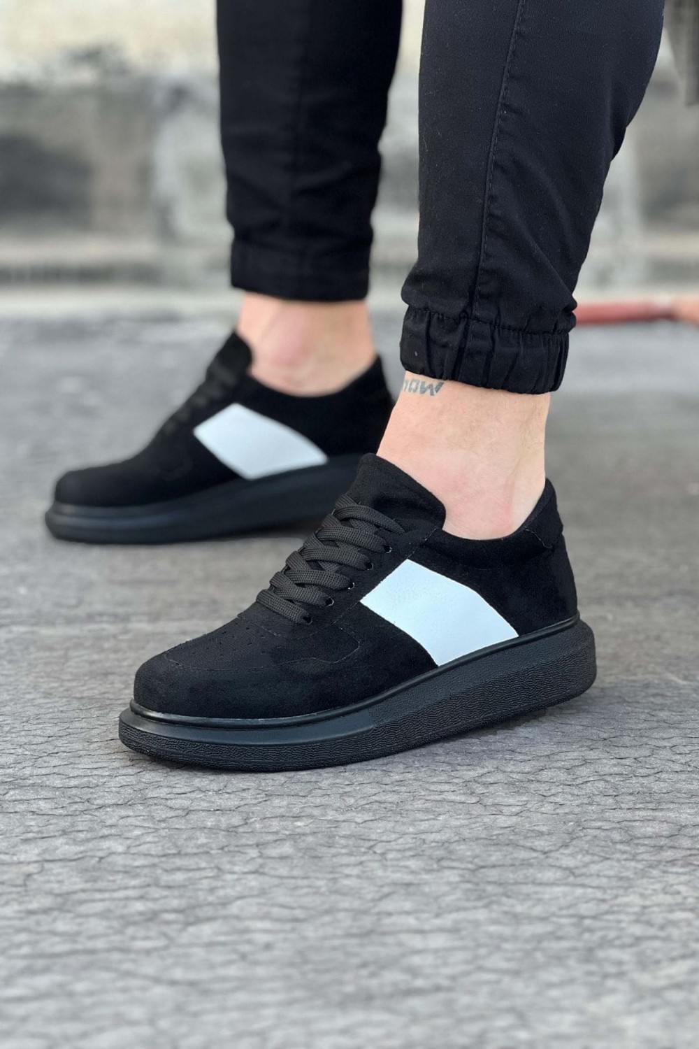 WG011 Erkek Günlük Bağcıklı Süet Spor Sneaker Ayakkabı SST - Siyah/Beyaz Erkek Ayakkabı WG011 Erkek Günlük Bağcıklı Süet Spor Sneaker Ayakkabı SST - Siyah/Beyaz – Wagoon Erkek Ayakkabı