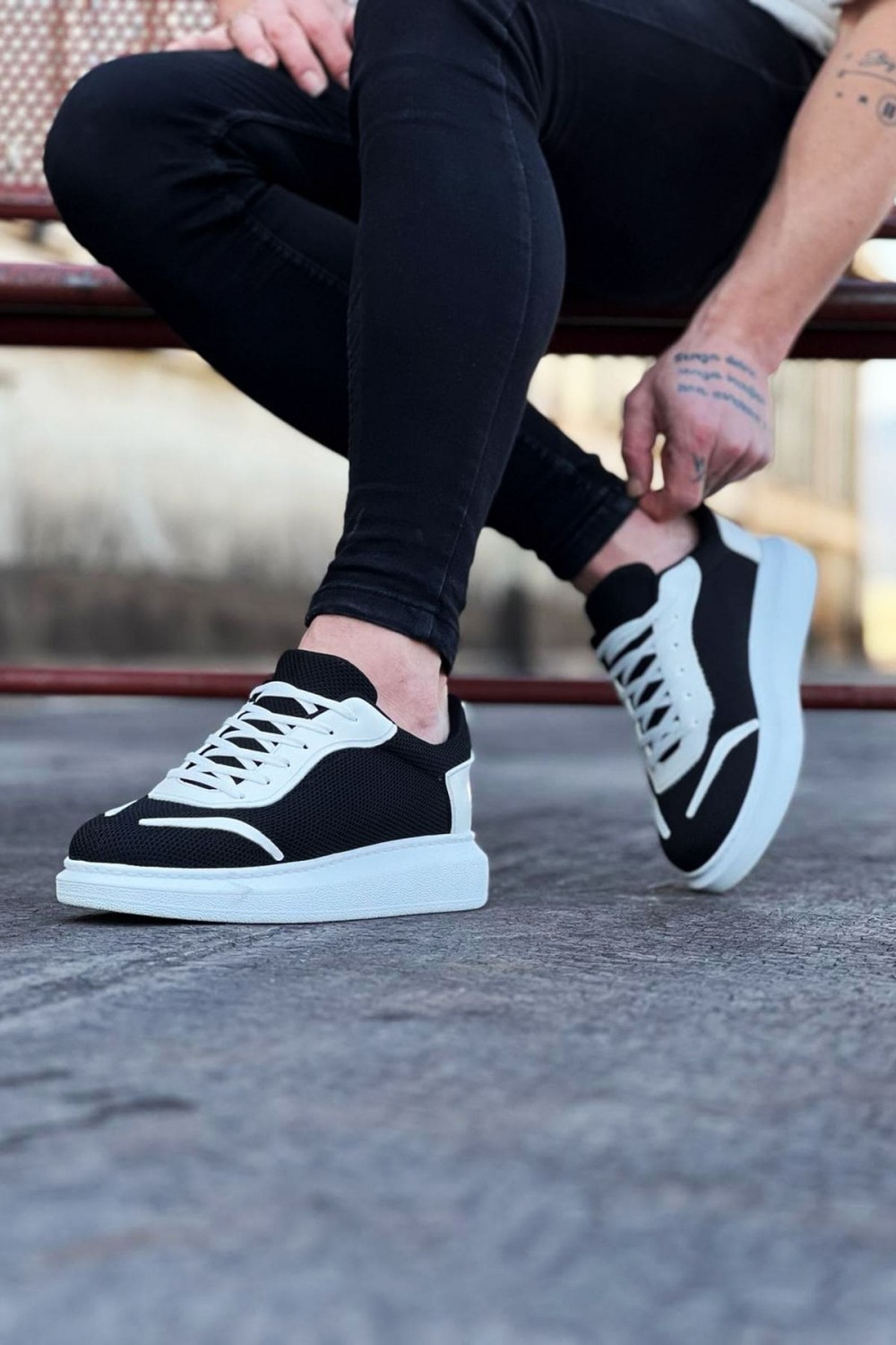 WG019 Erkek Günlük Bağcıklı Triko Cilt Spor Sneaker Ayakkabı TCBT - Siyah/Beyaz – Wagoon Erkek Ayakkabı