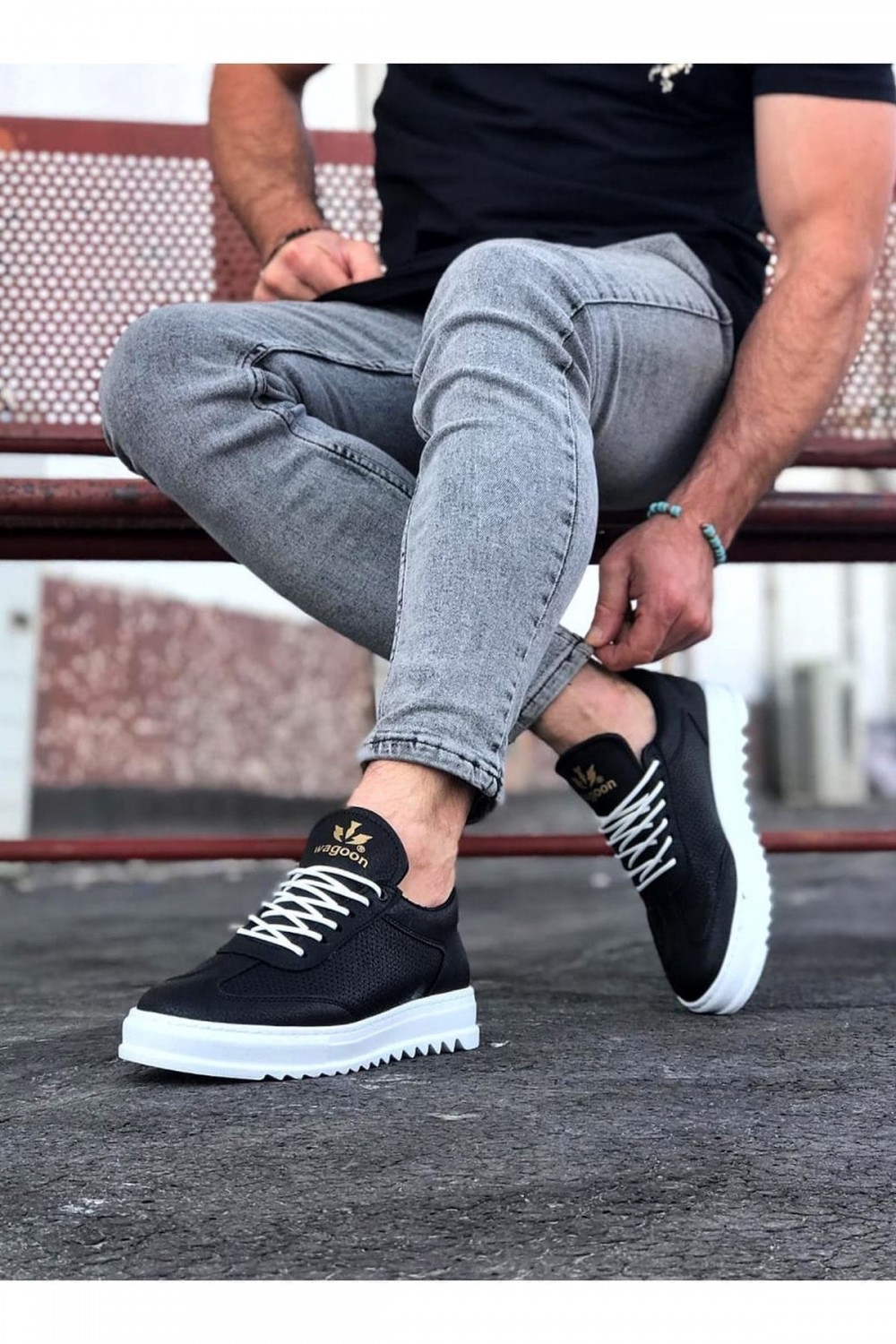 WG022 Erkek Günlük Bağcıklı Delikli Desen Cilt Spor Sneaker Ayakkabı CBT - Siyah Erkek Ayakkabı WG022 Erkek Günlük Bağcıklı Delikli Desen Cilt Spor Sneaker Ayakkabı CBT - Siyah – Wagoon Erkek Ayakkabı