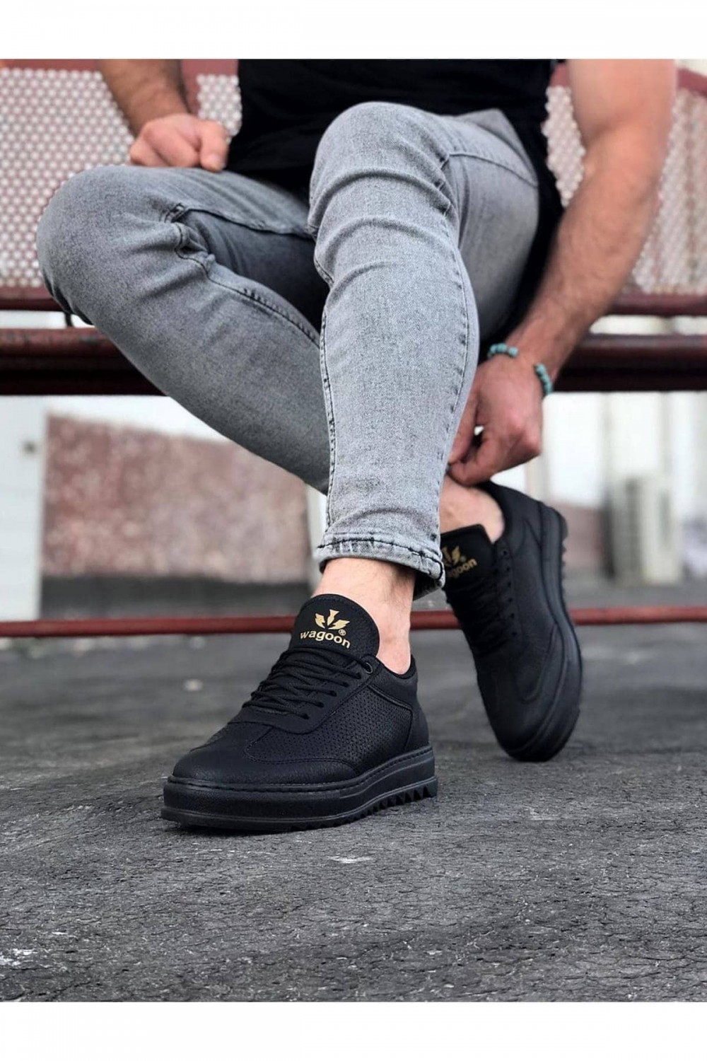 WG022 Erkek Günlük Bağcıklı Delikli Desen Cilt Spor Sneaker Ayakkabı CST - Siyah Erkek Ayakkabı WG022 Erkek Günlük Bağcıklı Delikli Desen Cilt Spor Sneaker Ayakkabı CST - Siyah – Wagoon Erkek Ayakkabı