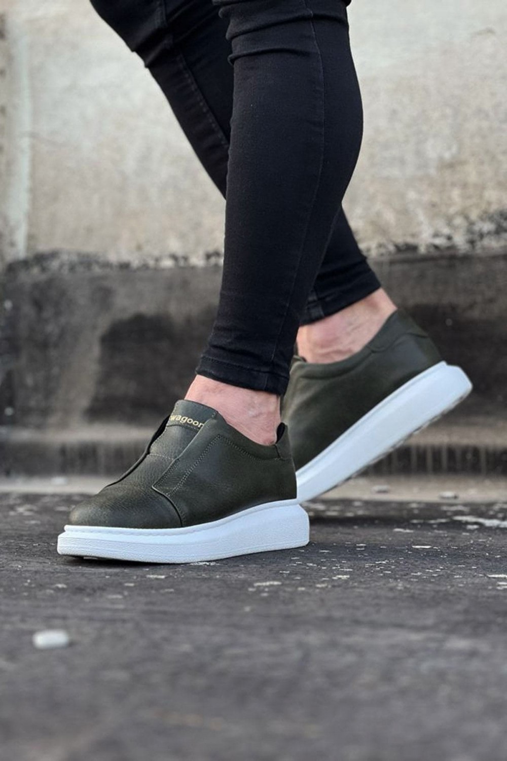 WG023 Erkek Günlük Bağcıksız Cilt Spor Sneaker Ayakkabı CBT - Haki – Wagoon Erkek Ayakkabı