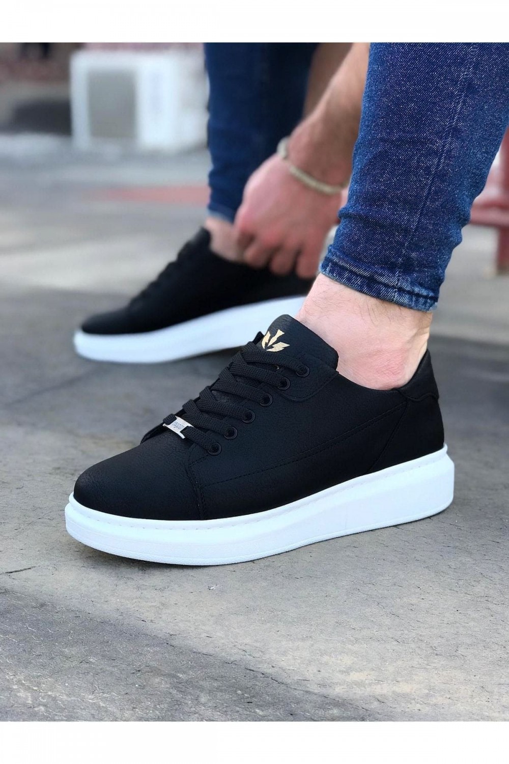 WG028 Erkek Günlük Bağcıklı Cilt Spor Sneaker Ayakkabı CBT - Siyah Erkek Ayakkabı WG028 Erkek Günlük Bağcıklı Cilt Spor Sneaker Ayakkabı CBT - Siyah – Wagoon Erkek Ayakkabı
