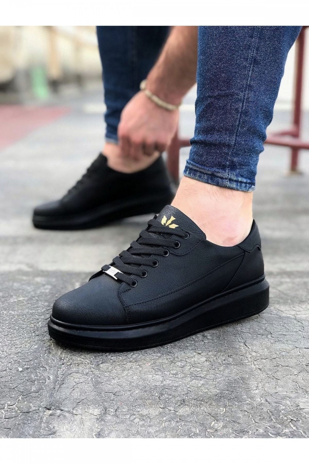 WG028 Erkek Günlük Bağcıklı Cilt Spor Sneaker Ayakkabı CST - Siyah Erkek Ayakkabı WG028 Erkek Günlük Bağcıklı Cilt Spor Sneaker Ayakkabı CST - Siyah – Wagoon Erkek Ayakkabı
