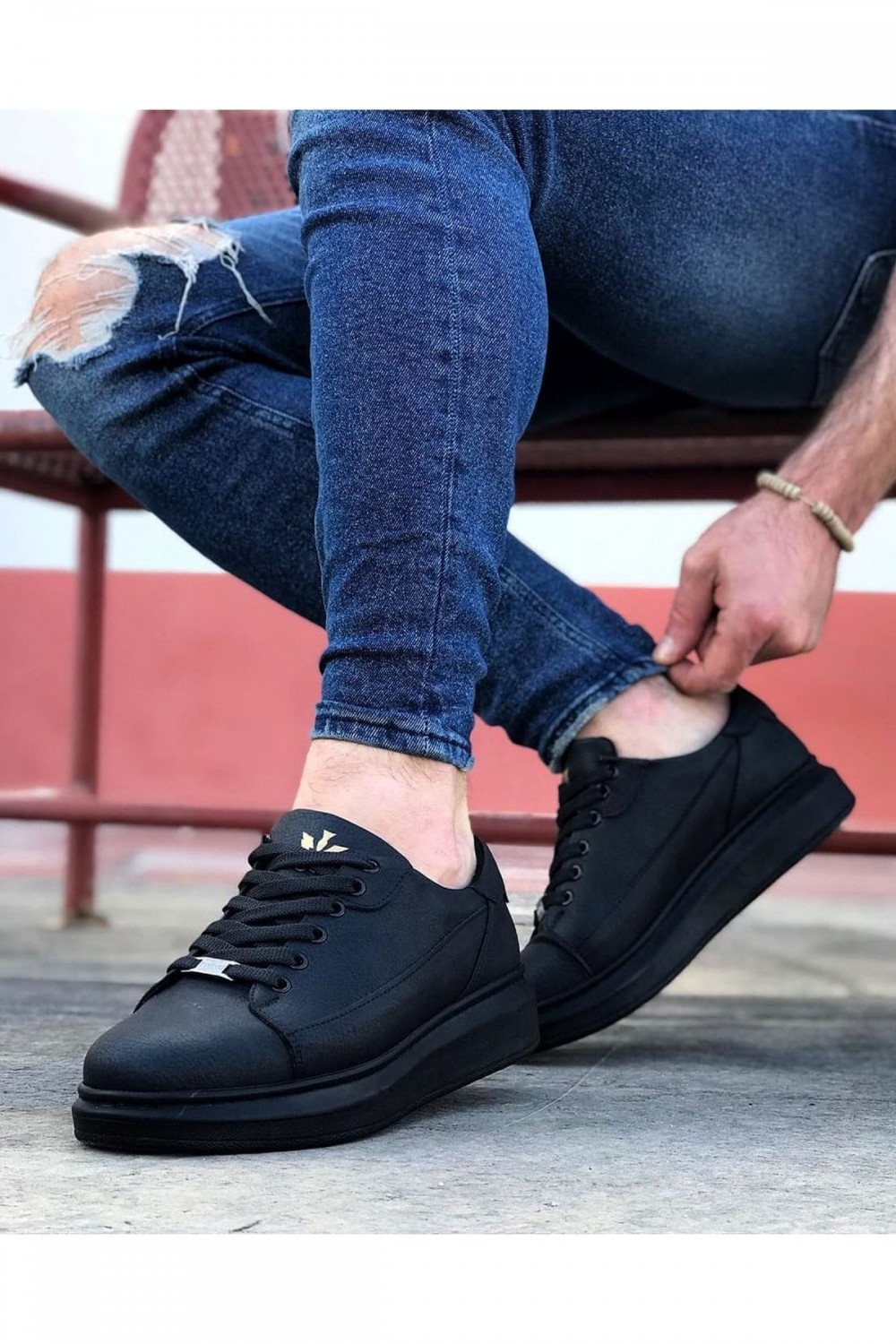 WG028 Erkek Günlük Bağcıklı Cilt Spor Sneaker Ayakkabı CST - Siyah Erkek Ayakkabı WG028 Erkek Günlük Bağcıklı Cilt Spor Sneaker Ayakkabı CST - Siyah – Wagoon Erkek Ayakkabı