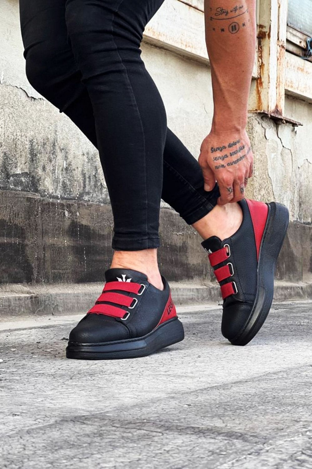 WG029 Erkek Günlük Lastikli Legend Cilt Spor Sneaker Ayakkabı CST - Siyah/Kırmızı Erkek Ayakkabı WG029 Erkek Günlük Lastikli Legend Cilt Spor Sneaker Ayakkabı CST - Siyah/Kırmızı – Wagoon Erkek Ayakkabı