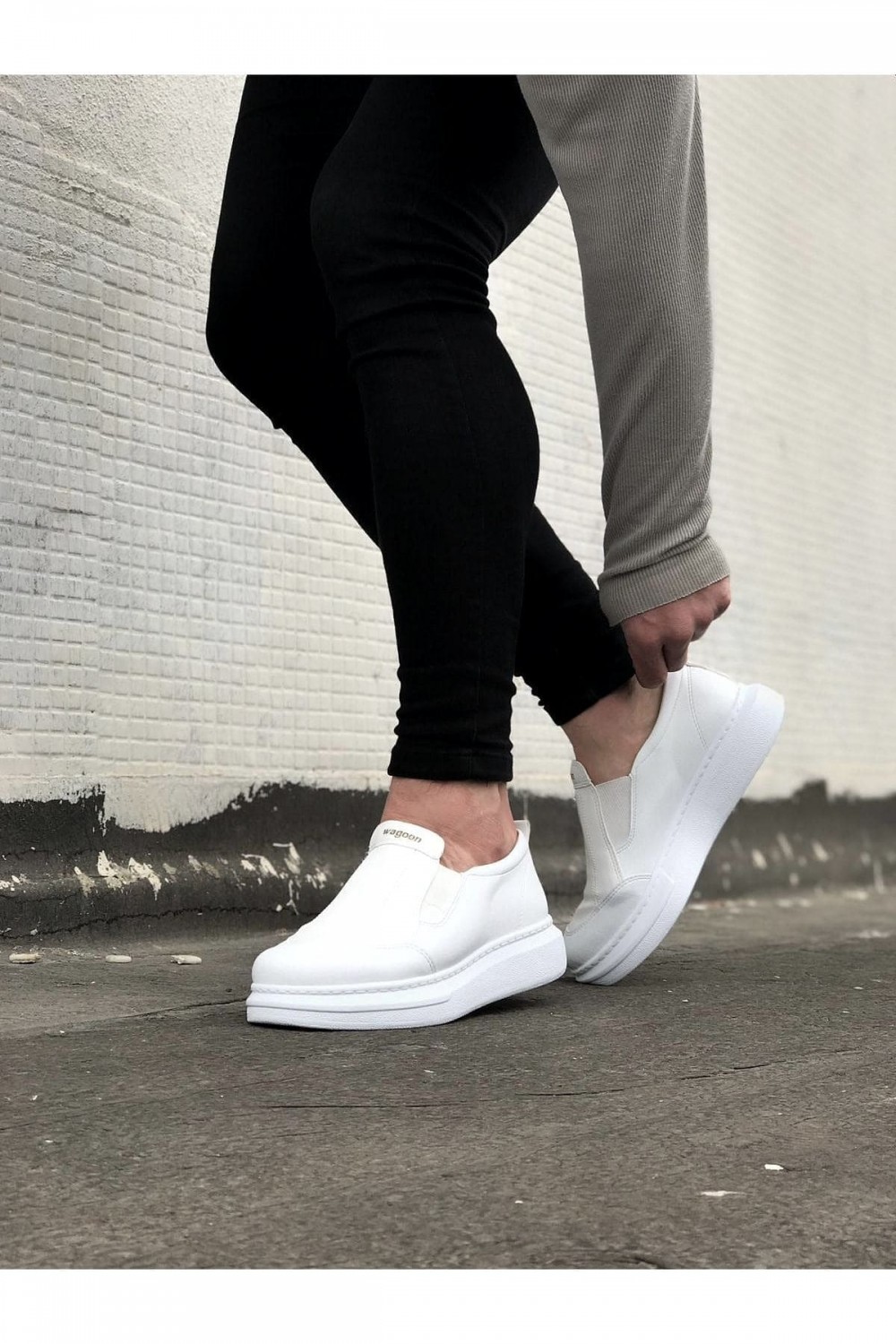 WG049 Erkek Günlük Bağcıksız Cilt Spor Sneaker Ayakkabı CBT - Beyaz Erkek Ayakkabı WG049 Erkek Günlük Bağcıksız Cilt Spor Sneaker Ayakkabı CBT - Beyaz – Wagoon Erkek Ayakkabı