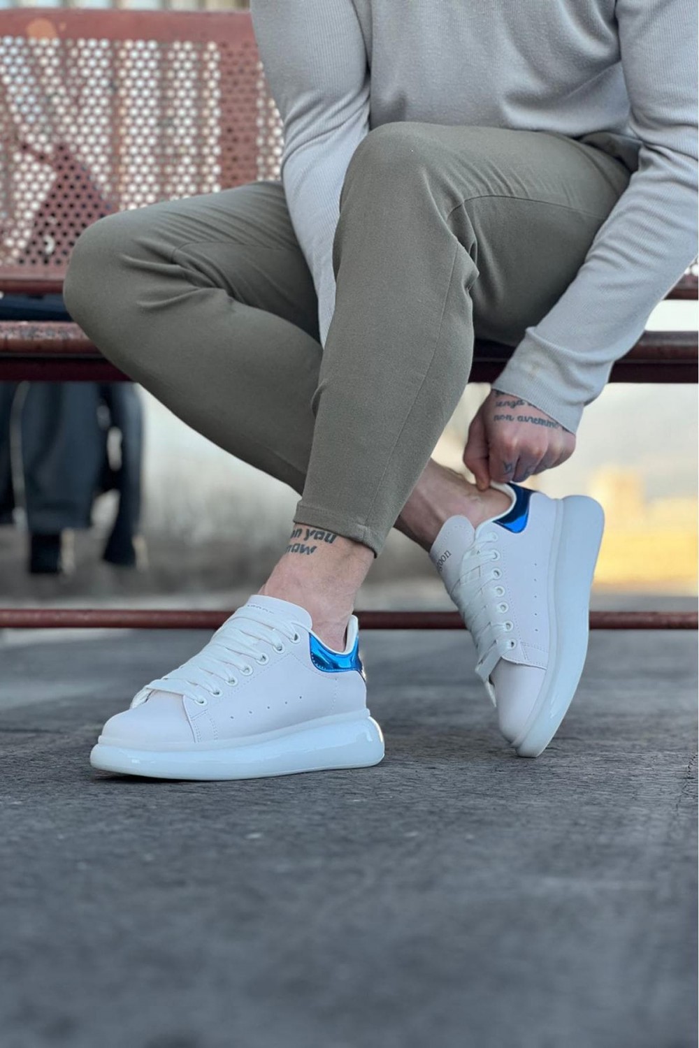 WG095 Erkek Günlük Bağcıklı Cilt Spor Sneaker Ayakkabı CBT - Beyaz/Mavi Erkek Ayakkabı WG095 Erkek Günlük Bağcıklı Cilt Spor Sneaker Ayakkabı CBT - Beyaz/Mavi – Wagoon Erkek Ayakkabı