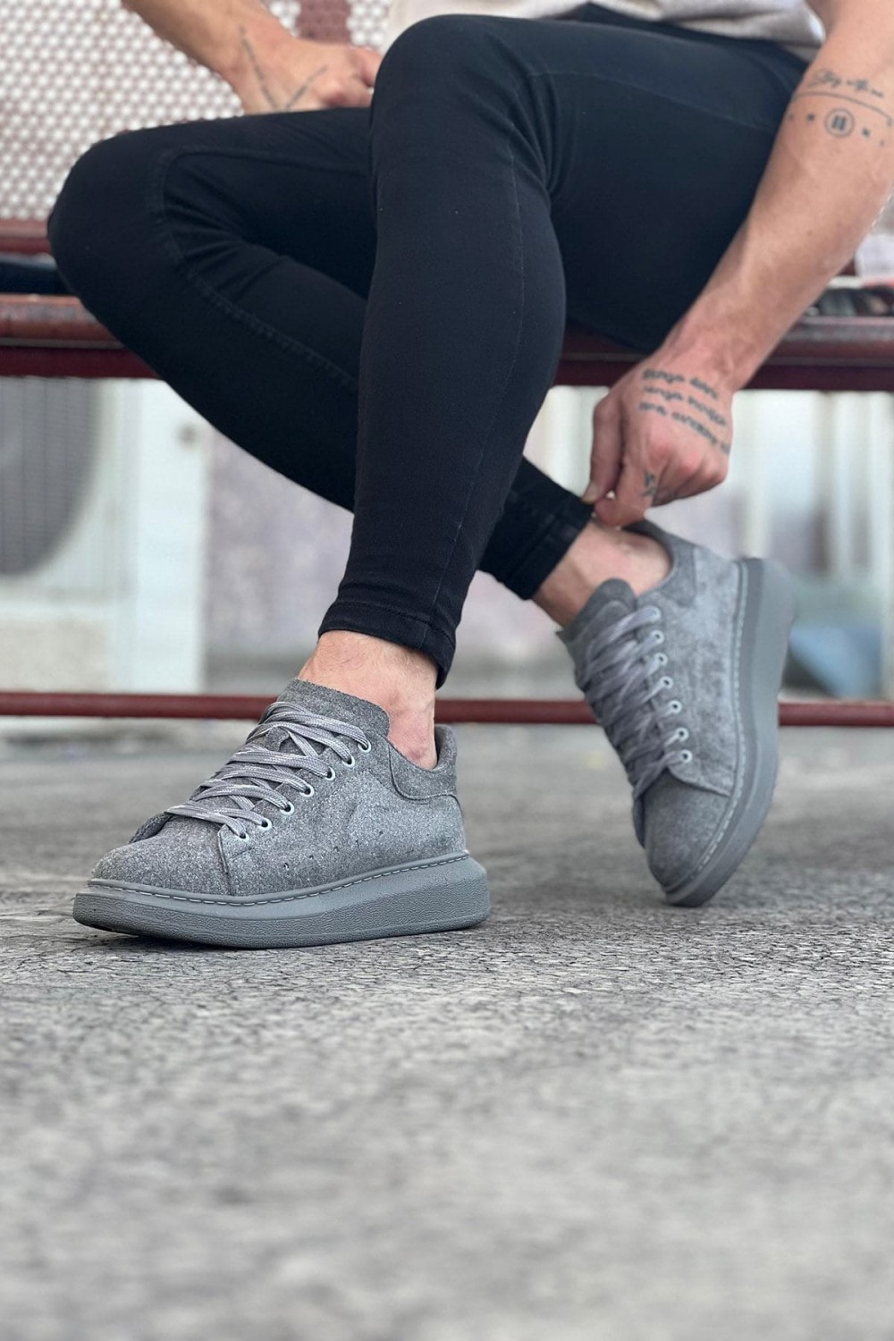 WG096 Erkek Günlük Bağcıklı Süet Spor Sneaker Ayakkabı SGT - Gri Erkek Ayakkabı WG096 Erkek Günlük Bağcıklı Süet Spor Sneaker Ayakkabı SGT - Gri – Wagoon Erkek Ayakkabı