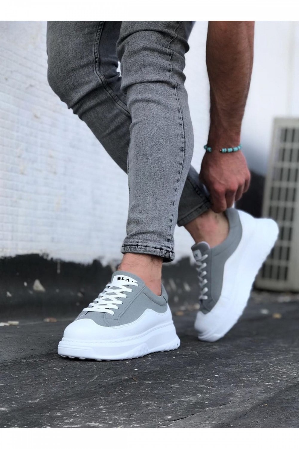WG507 Erkek Günlük Bağcıklı Süet Cilt Spor Sneaker Ayakkabı SCBT - Gri/Beyaz Erkek Ayakkabı WG507 Erkek Günlük Bağcıklı Süet Cilt Spor Sneaker Ayakkabı SCBT - Gri/Beyaz – Wagoon Erkek Ayakkabı